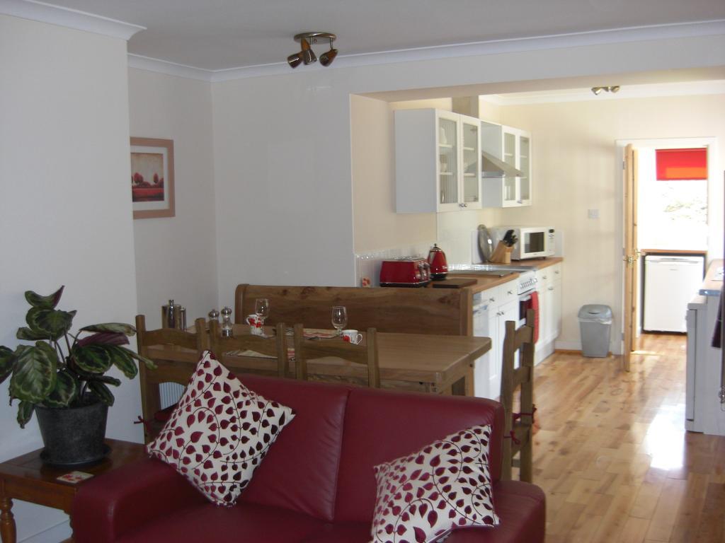 Seggat Farm Holiday Cottages Kirktown of Auchterless 객실 사진
